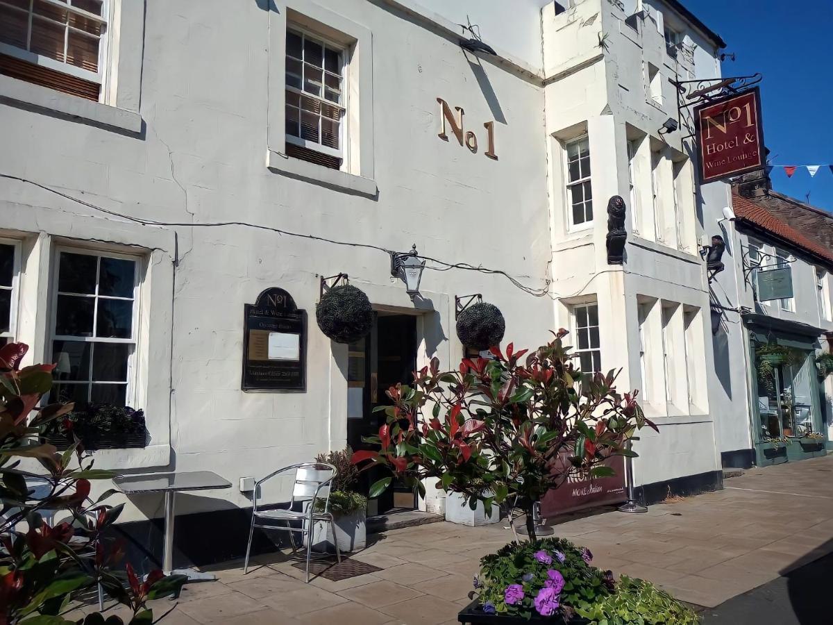 No1 Hotel Wooler Exterior photo
